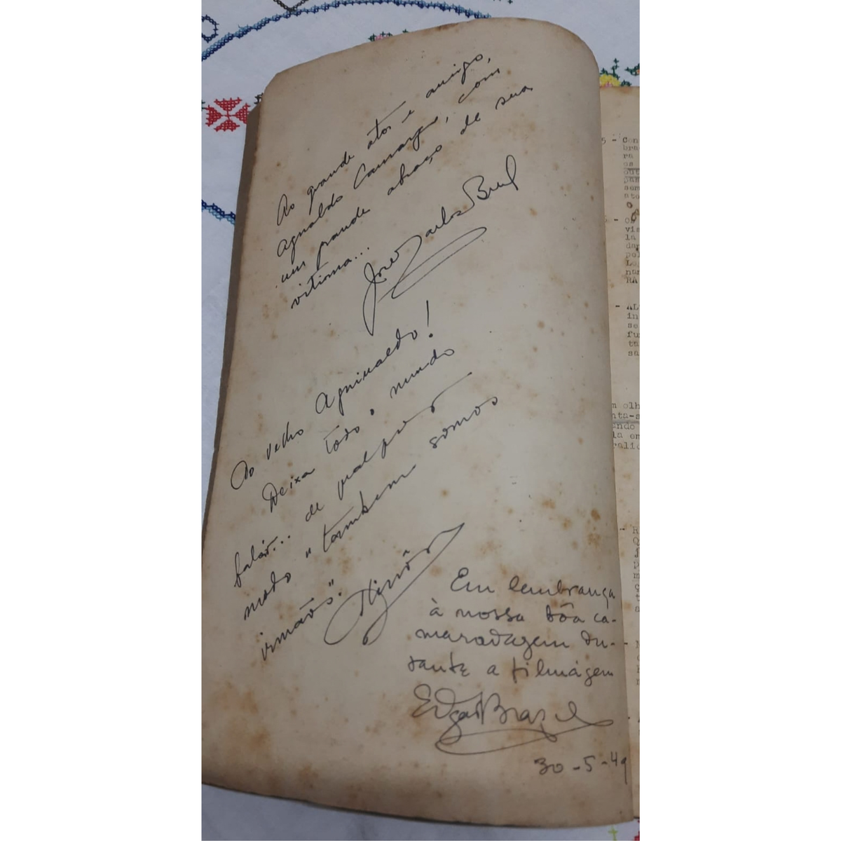 Screenplay for the film "Também somos irmãos" by actor Aguinaldo de Oliveira Camargo (1949)