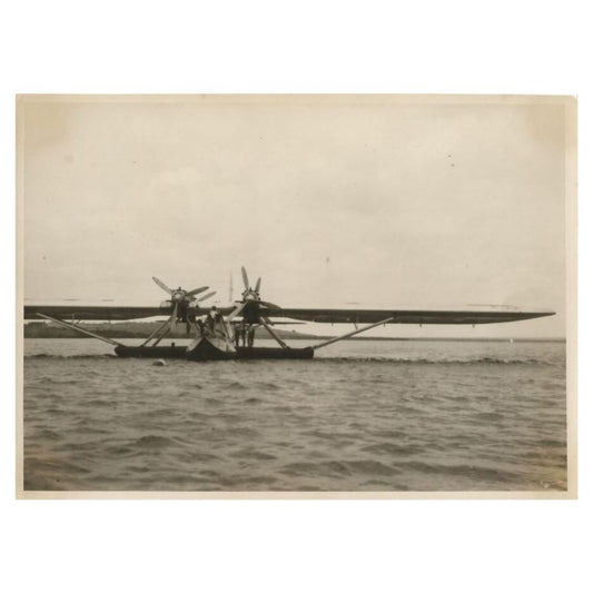 Fotografia do avião "La Croix Du Sud", de Jean Mermoz, em Natal (1934) Fotografias Com certificado de autenticidade e garantia 
